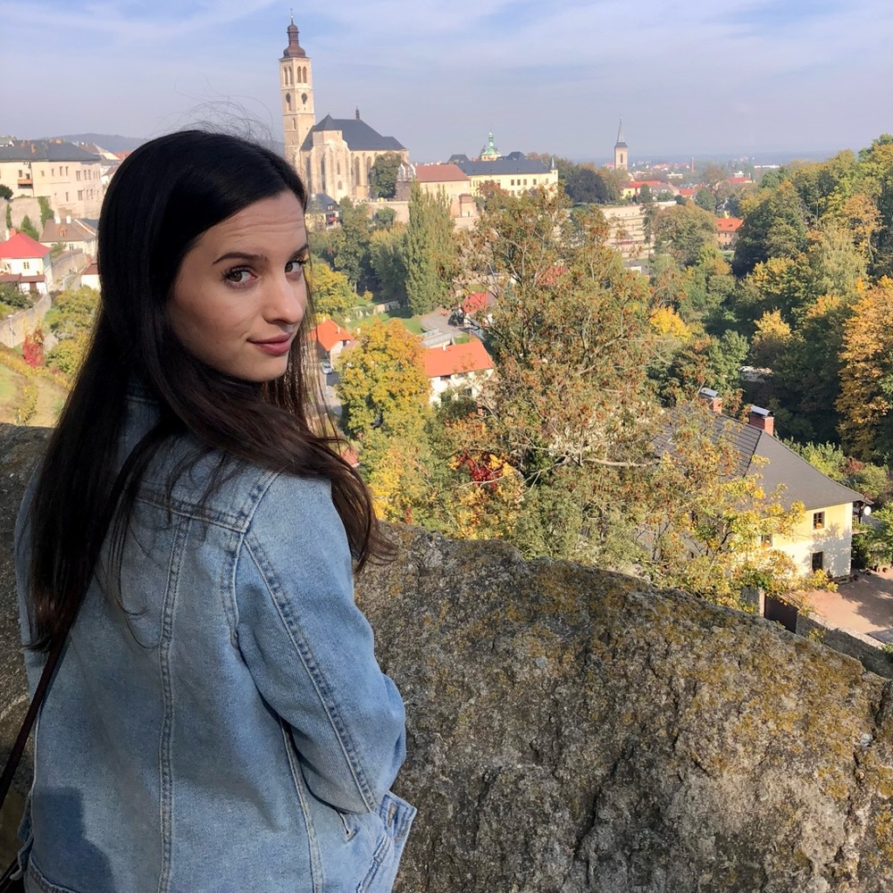 Meet your Posher, Janelle